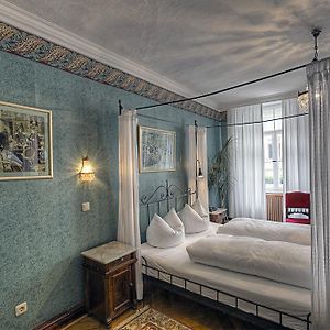 Kamer met een King Size Bed
